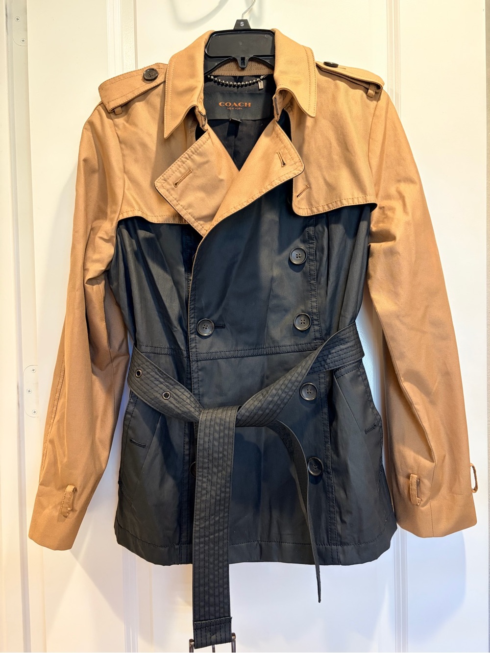 COACH Two Toned Black & Camel Modern Trench EUC Size L